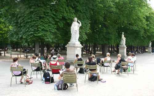 luxenbourg_gardens_sketching