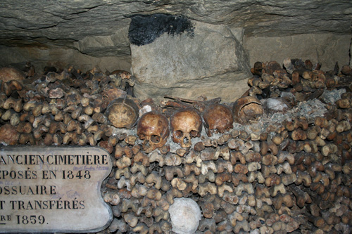 paris_catacombs
